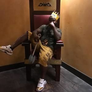 Meet your Posher, Justin